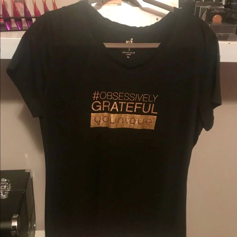 Younique Obsessively Grateful Tshirt XL
